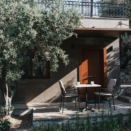 فندق مبيت وإفطار Od *